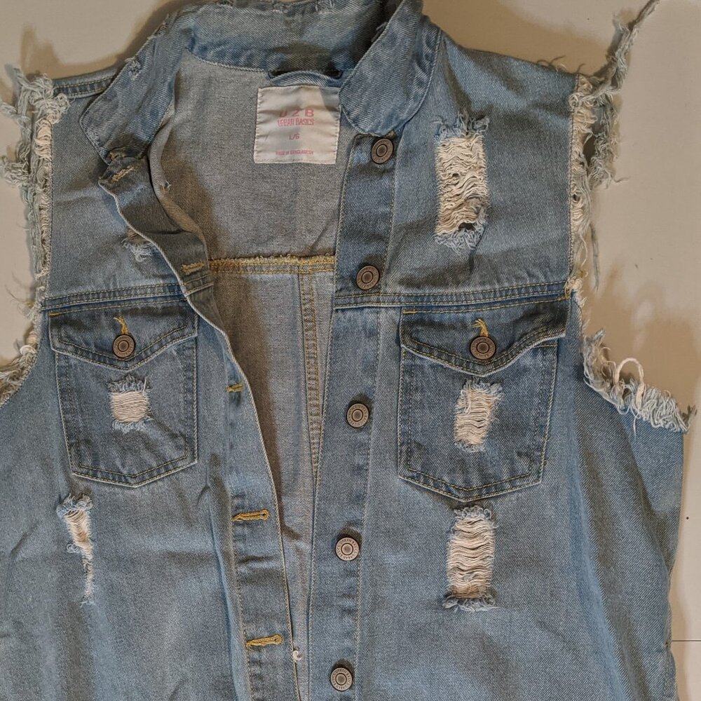 U2B Urban Shredded Distressed Grunge Street Long Jean Vest Women Size Large